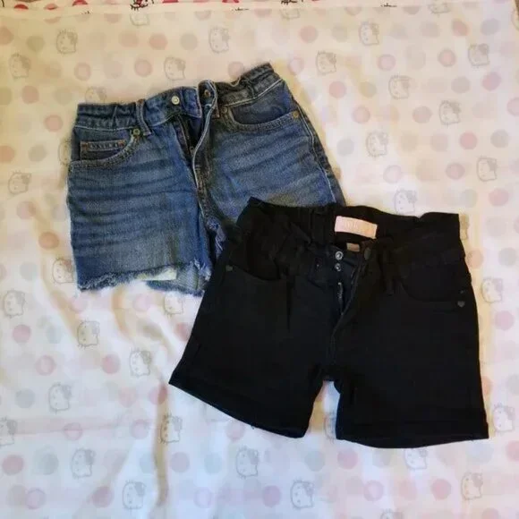 2 Pair Bundle of little girl denim shorts Blue and Black both size 8 (E15) - Picture 7 of 11